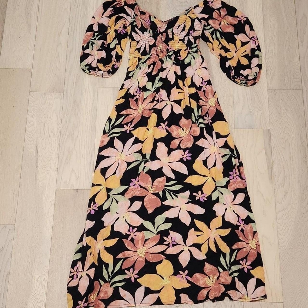 Billabong Floral Maxi Dress - Picture 2 of 6